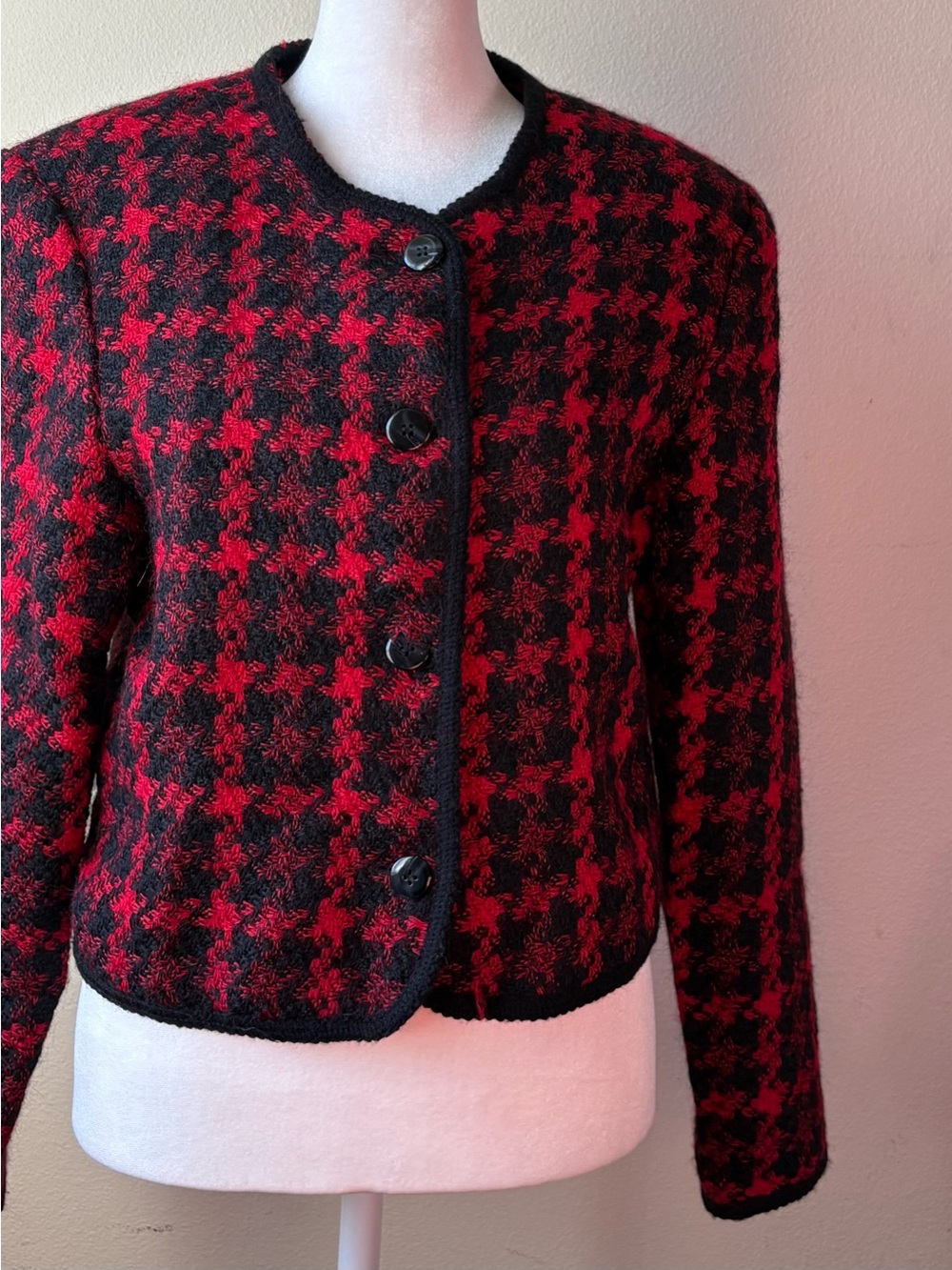 Tentazione Italia Women’s Red/Black Houndstooth Button-Front Lined Short US 4